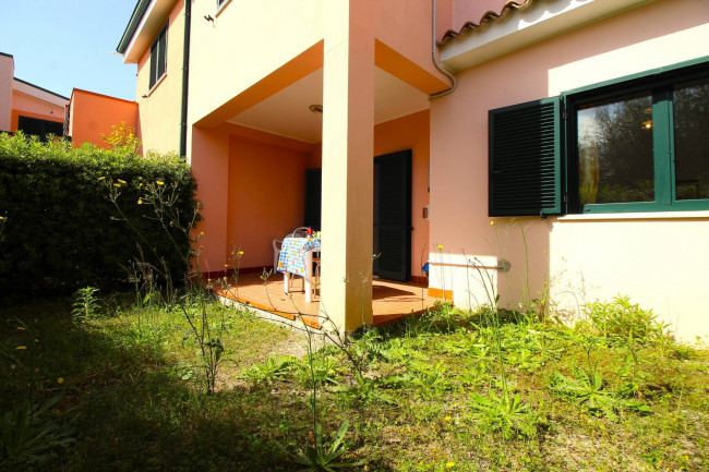 Appartamento in vendita a Sant'Andrea Apostolo dello Ionio