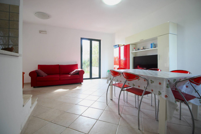 Villette a schiera in vendita a Montauro