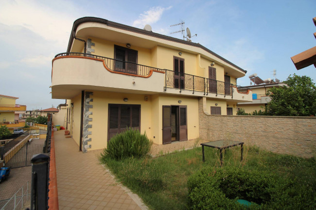 Villa in vendita a Montepaone