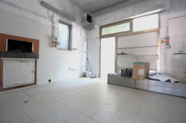 Locale commerciale in vendita a Montepaone