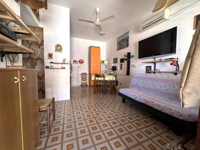 Appartamento in vendita a Stalettì