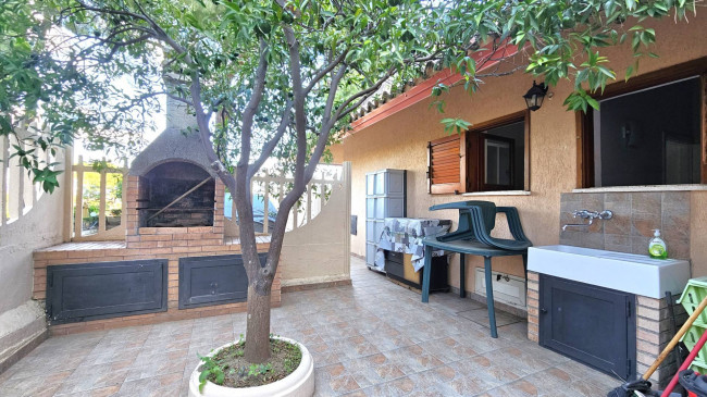 Appartamento in vendita a Stalettì