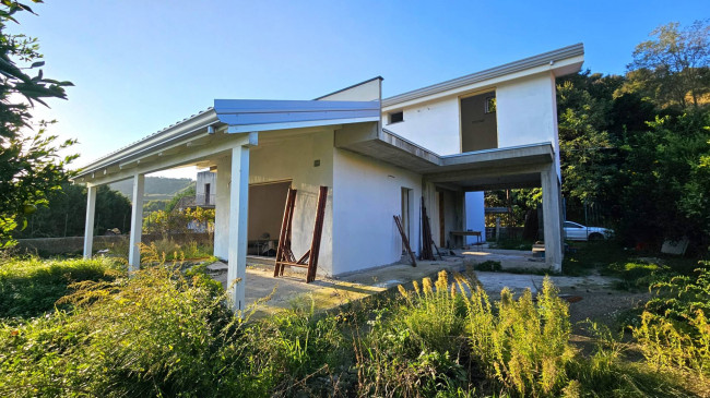 Villa in vendita a Borgia