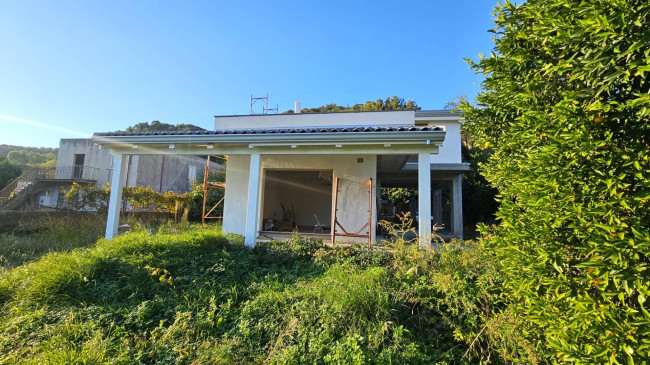 Villa in vendita a Borgia