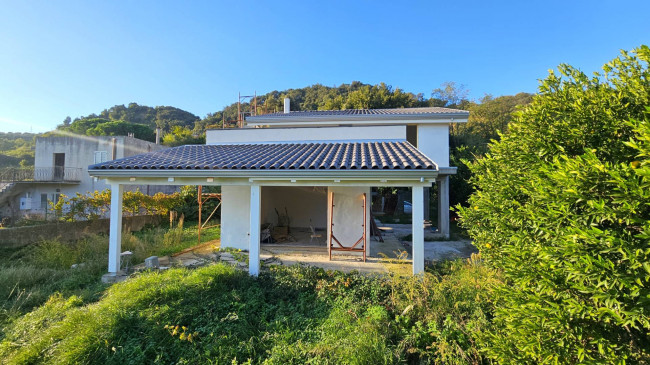 Villa in vendita a Borgia