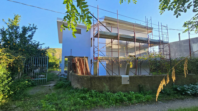 Villa in vendita a Borgia