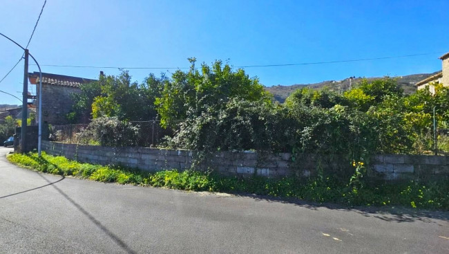 Terreno edificabile in vendita a Gasperina