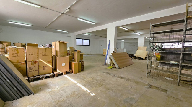 Opificio in affitto a Montepaone