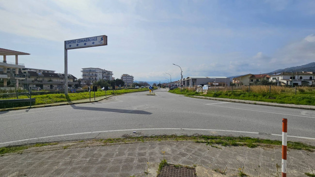 Opificio in affitto a Montepaone