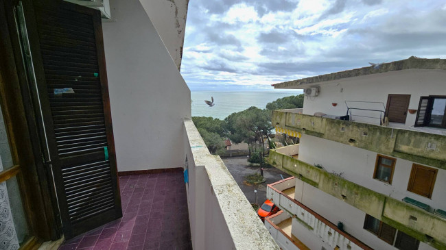 Appartamento in vendita a Stalettì