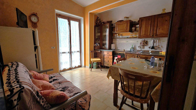 Appartamento in vendita a Stalettì