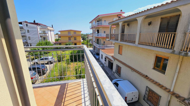 Appartamento in vendita a Stalettì