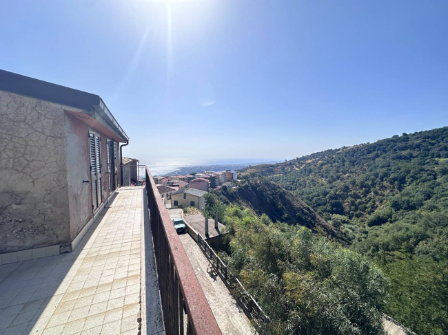 Appartamento in vendita a Montepaone