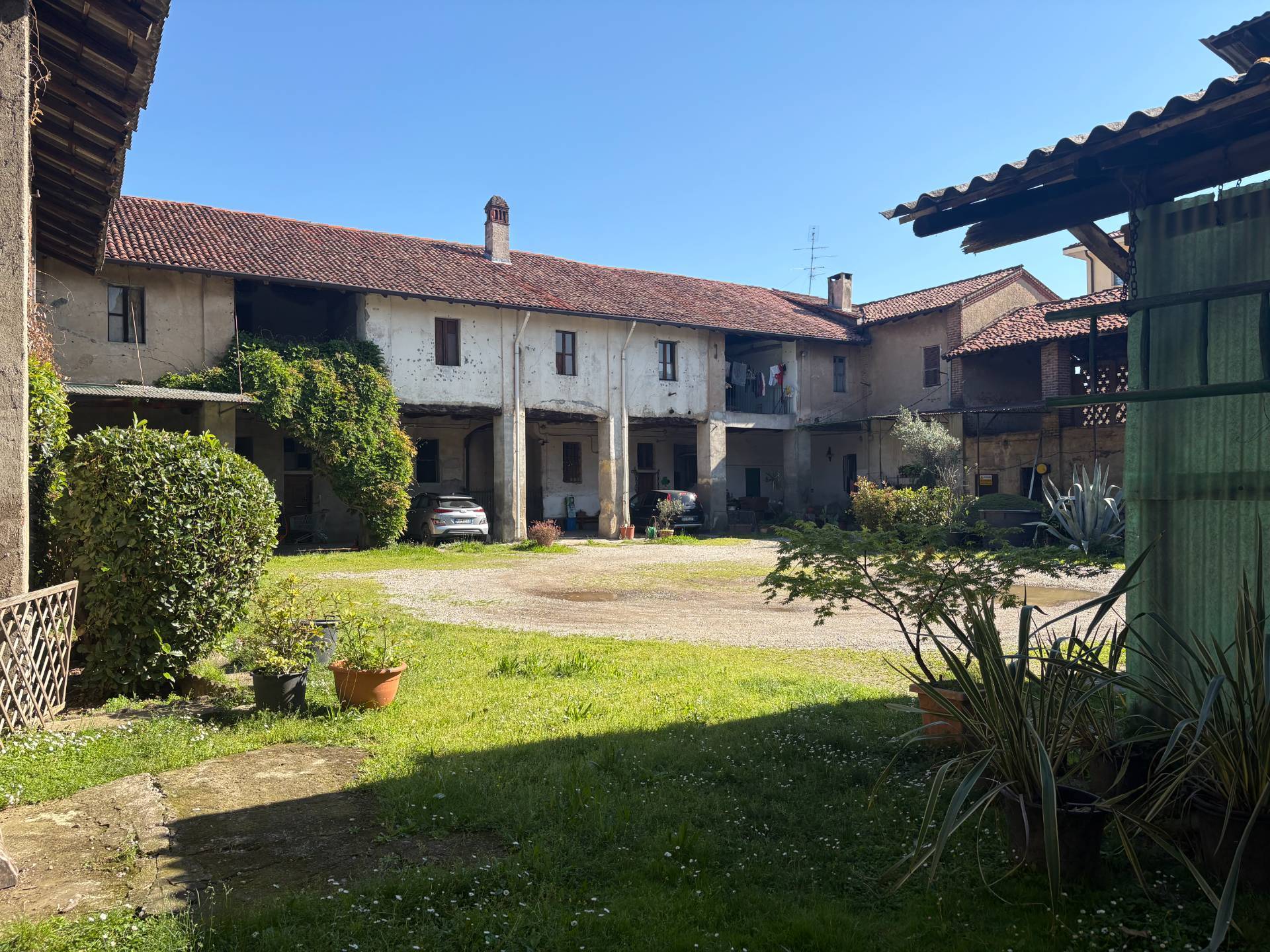 Casa singola in vendita a Solaro