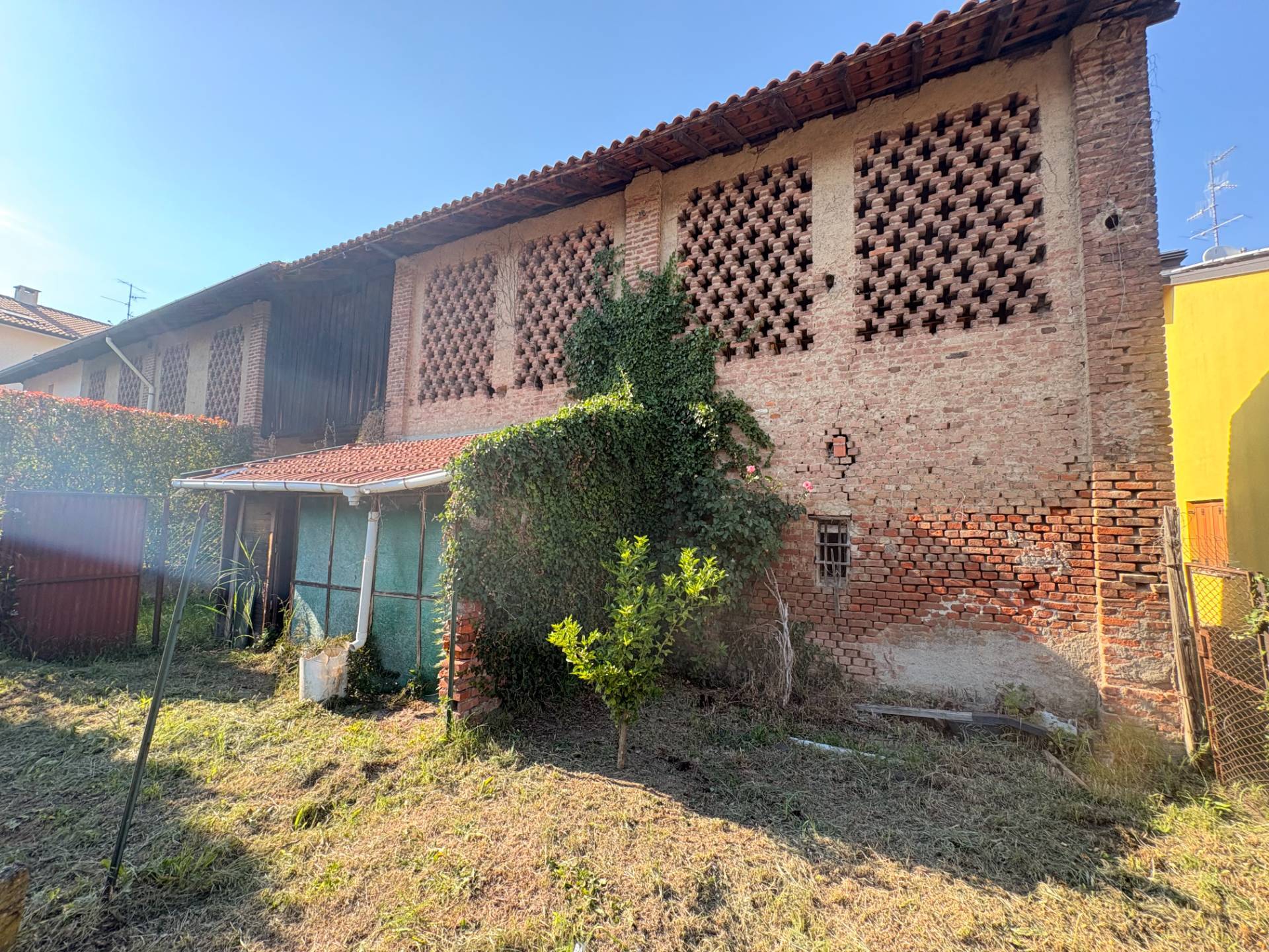 Rustico in vendita a Solaro