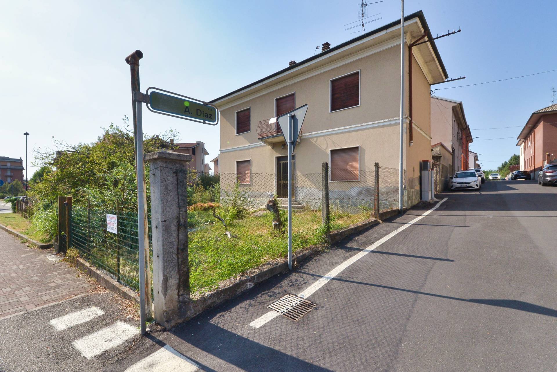 Villa in vendita a Solaro
