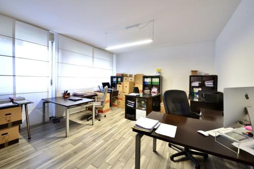 Studio/Ufficio in vendita a Caronno Pertusella