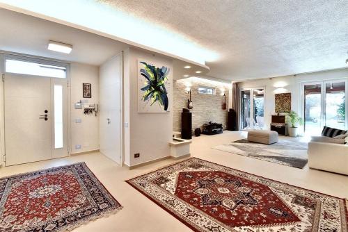 Villa in vendita a Ceriano Laghetto