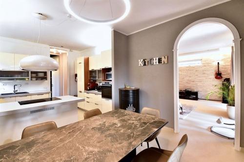 Villa in vendita a Ceriano Laghetto