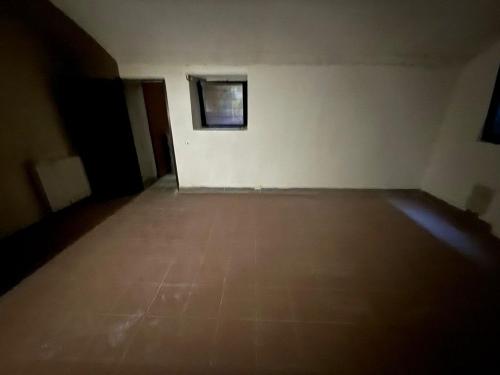 Locale commerciale in vendita a Rovellasca