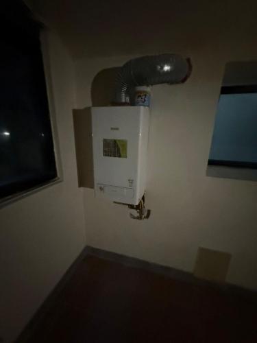 Locale commerciale in affitto a Rovellasca