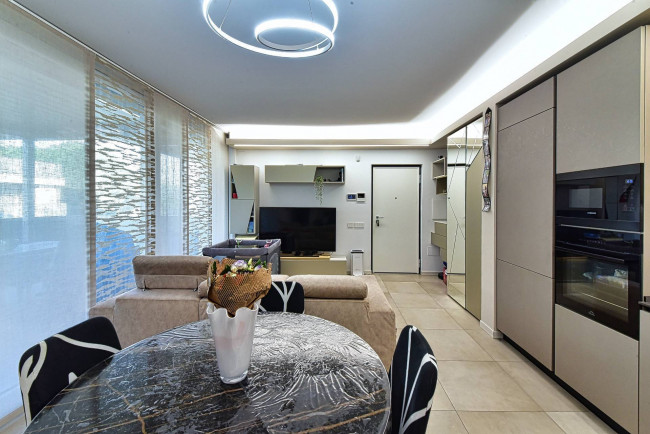 Appartamento in vendita a Solaro