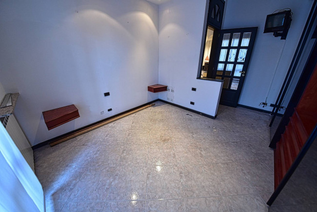 Appartamento in vendita a Limbiate