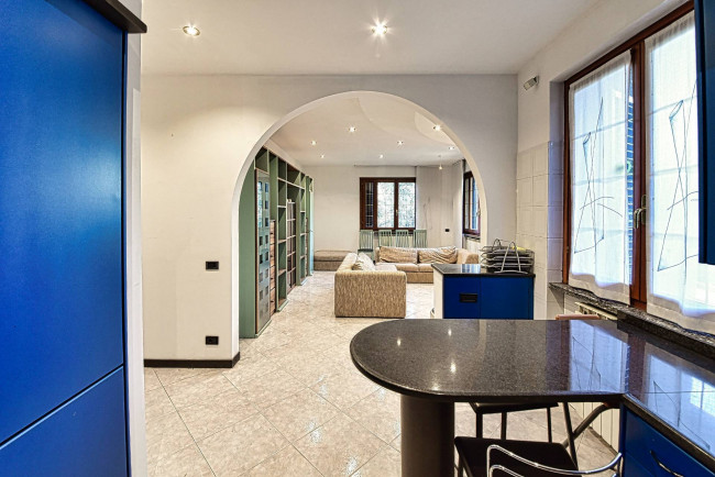 Appartamento in vendita a Limbiate