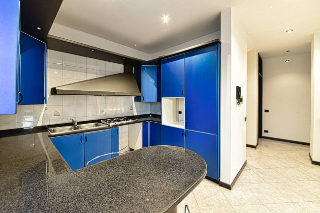 Appartamento in vendita a Limbiate