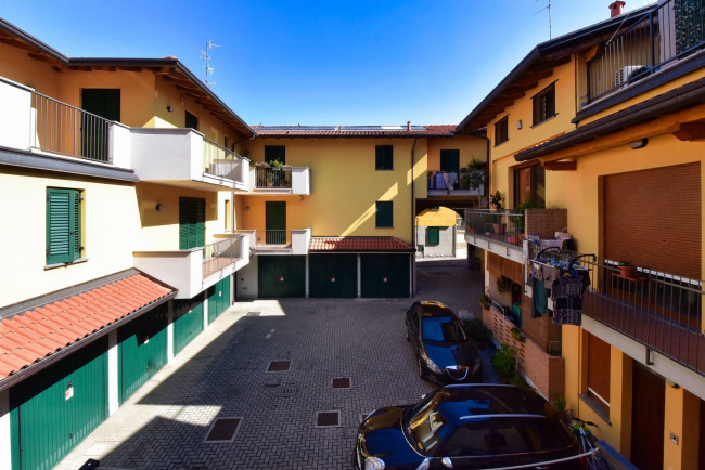 Appartamento in vendita a Cogliate