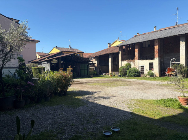 Casa singola in vendita a Solaro