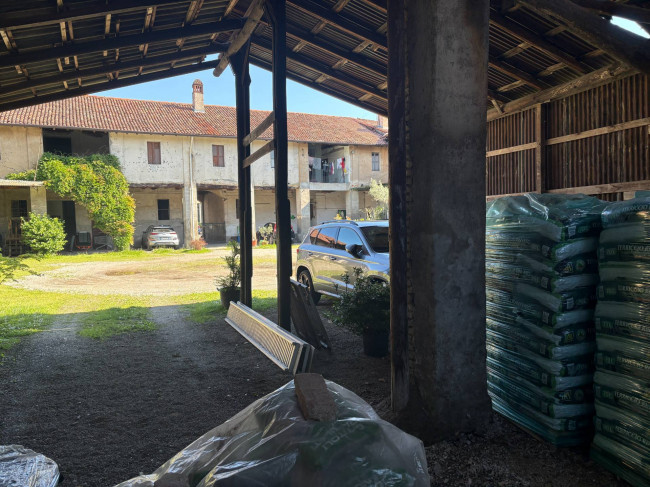 Casa singola in vendita a Solaro