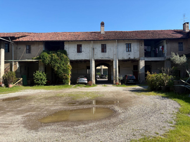 Casa singola in vendita a Solaro