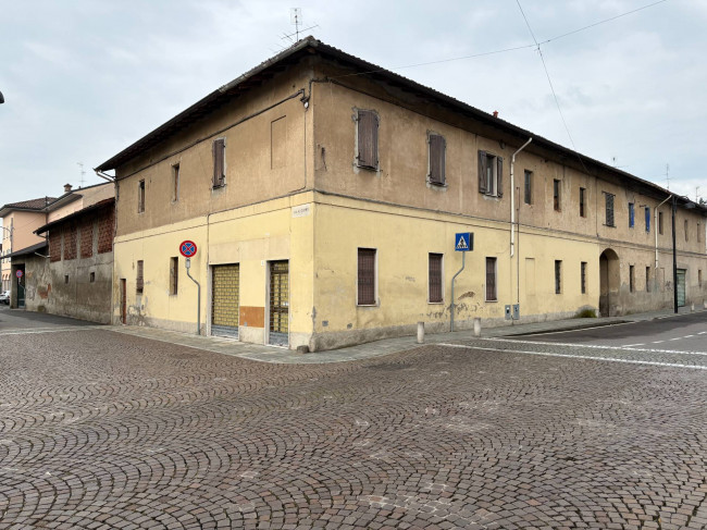 Casa singola in vendita a Solaro