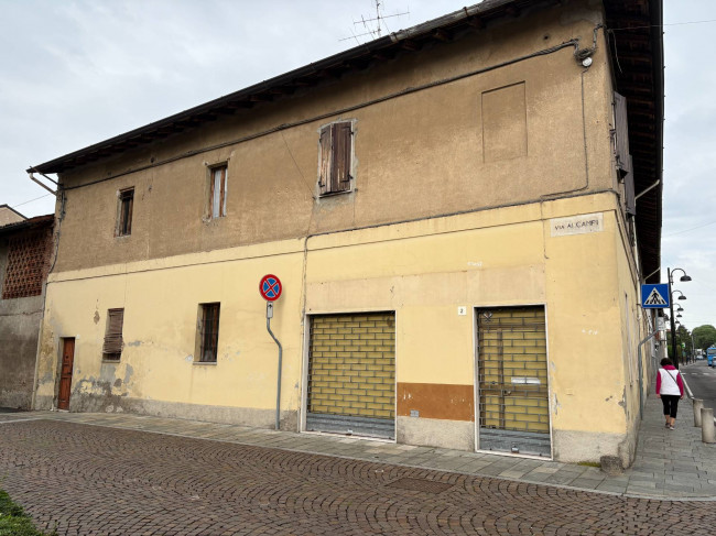 Casa singola in vendita a Solaro