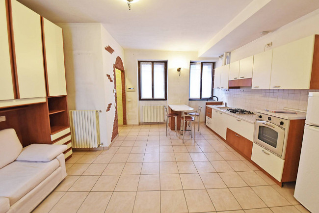 Appartamento in vendita a Ceriano Laghetto