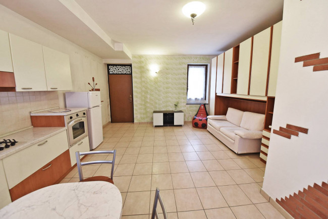 Appartamento in vendita a Ceriano Laghetto