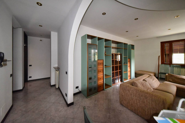 Appartamento in vendita a Limbiate