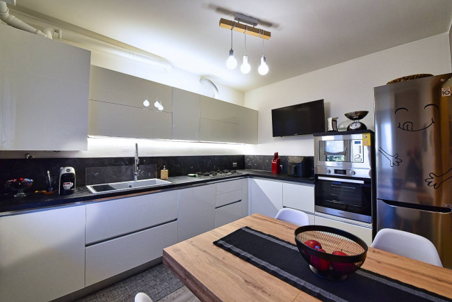 Appartamento in vendita a Solaro