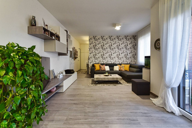 Appartamento in vendita a Solaro