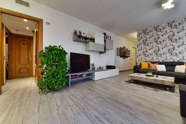 Appartamento in vendita a Solaro