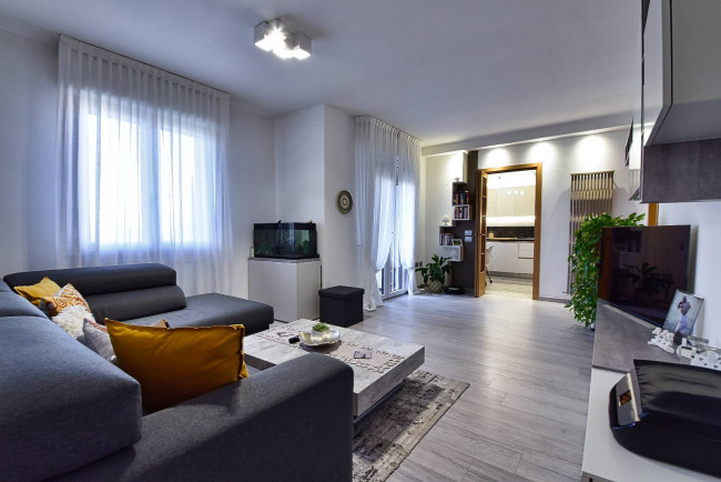 Appartamento in vendita a Solaro