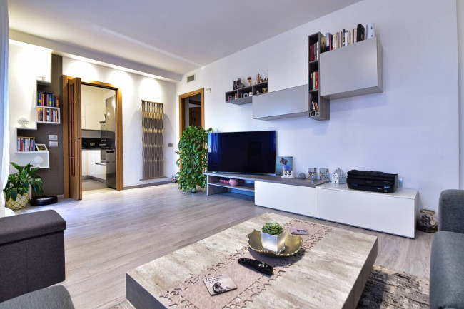 Appartamento in vendita a Solaro