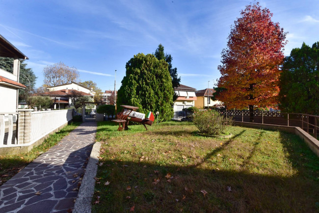 Appartamento in vendita a Solaro