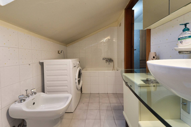 Casa singola in vendita a Ceriano Laghetto