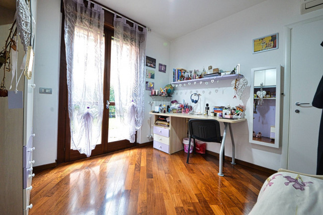 Appartamento in vendita a Solaro