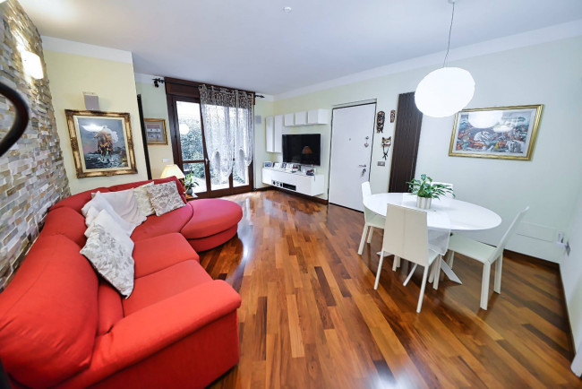 Appartamento in vendita a Solaro