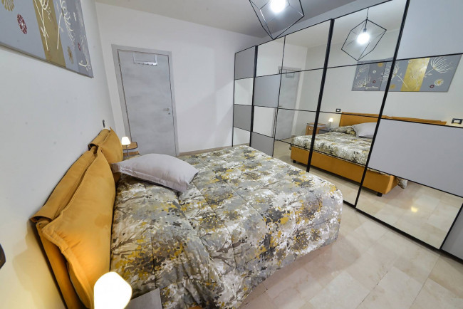 Appartamento in vendita a Garbagnate Milanese