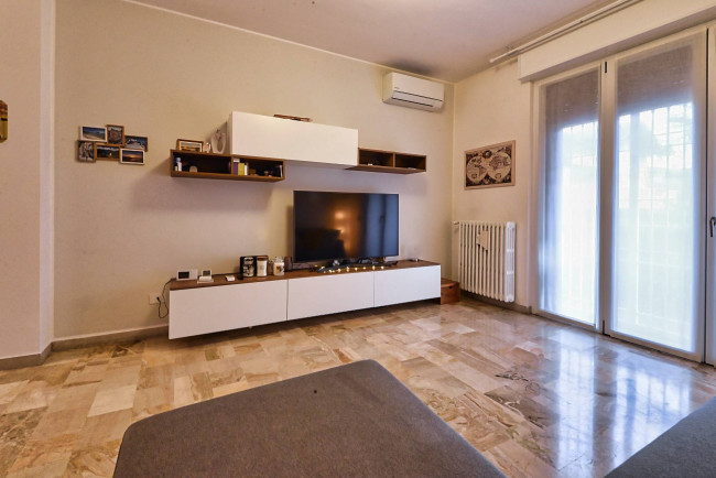 Appartamento in vendita a Garbagnate Milanese