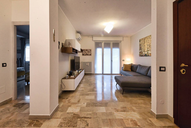 Appartamento in vendita a Garbagnate Milanese